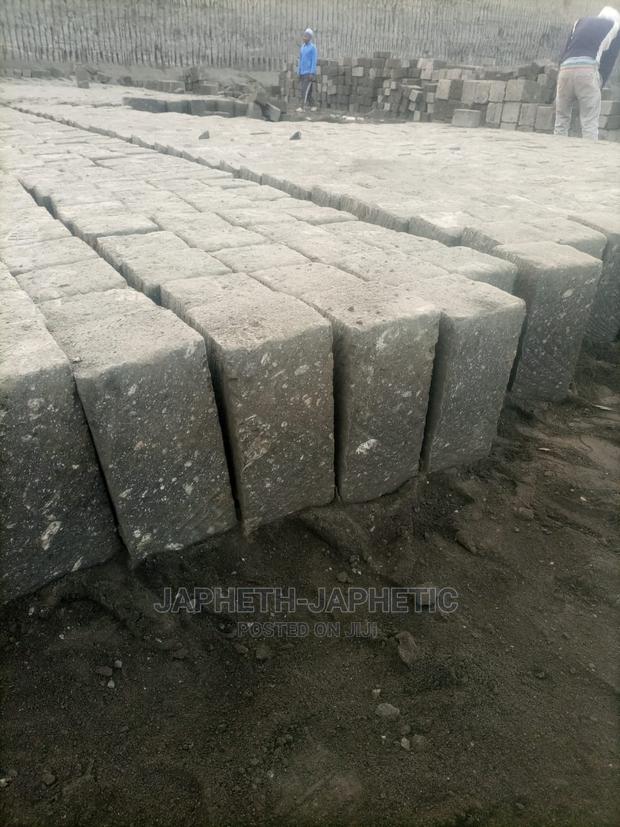 Machine Cut Stones Mawe,Ndarugo