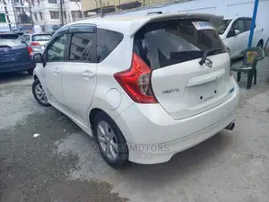 Nissan Note 2015 White