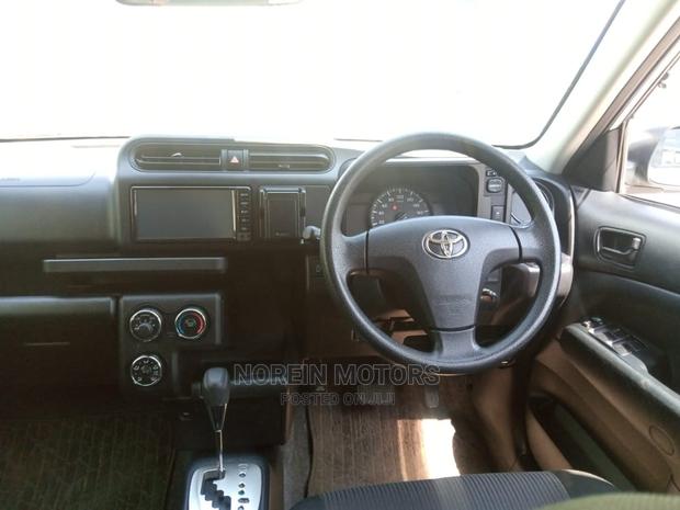 Toyota Succeed SV Premium 2016 Silver - thumbnail 5