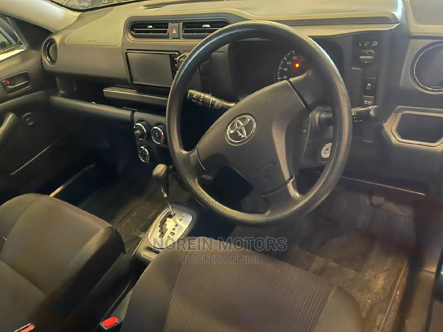 Toyota Succeed SV Premium 2016 Blue