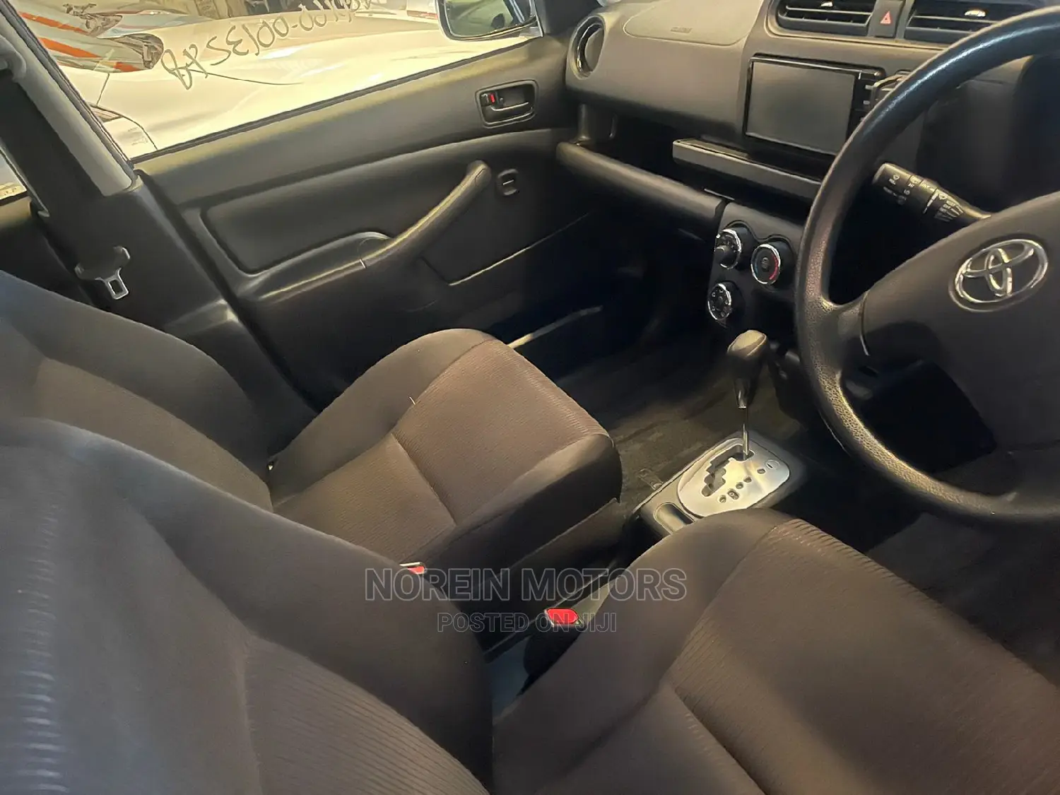 Toyota Succeed SV Premium 2016 Blue