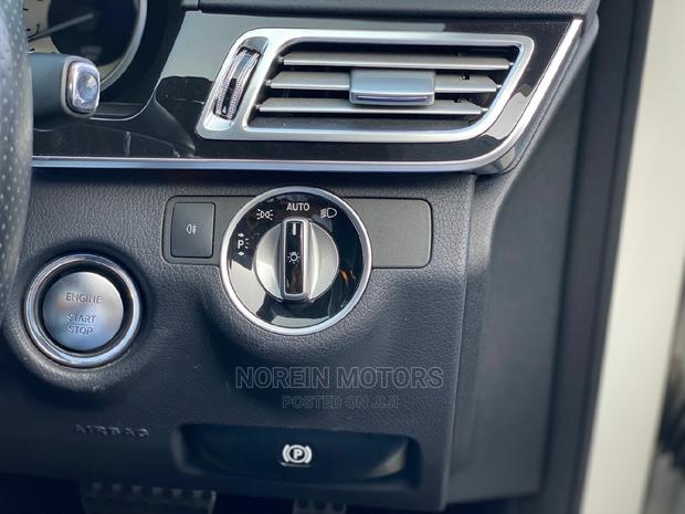 Mercedes-Benz S-Class 2015 Black - thumbnail 3