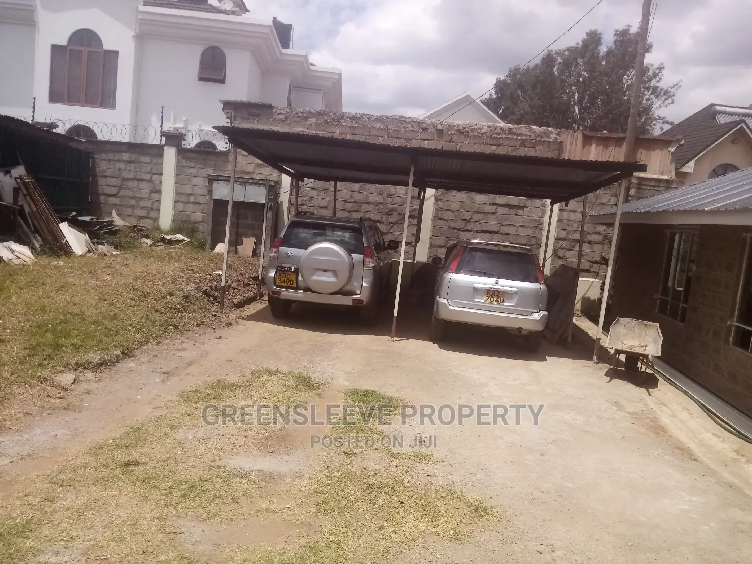 3bdrm Bungalow in Karen P for Rent