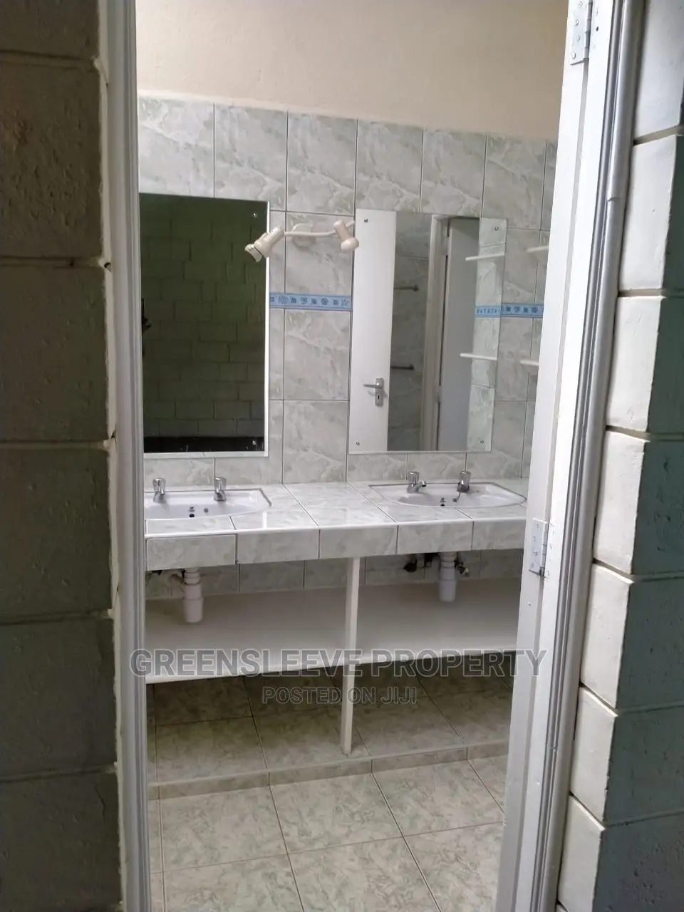 3bdrm Bungalow in Karen Karen for Rent