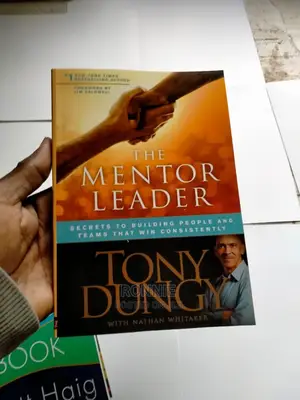 The Mentor Leader Book by TONY DUNGY