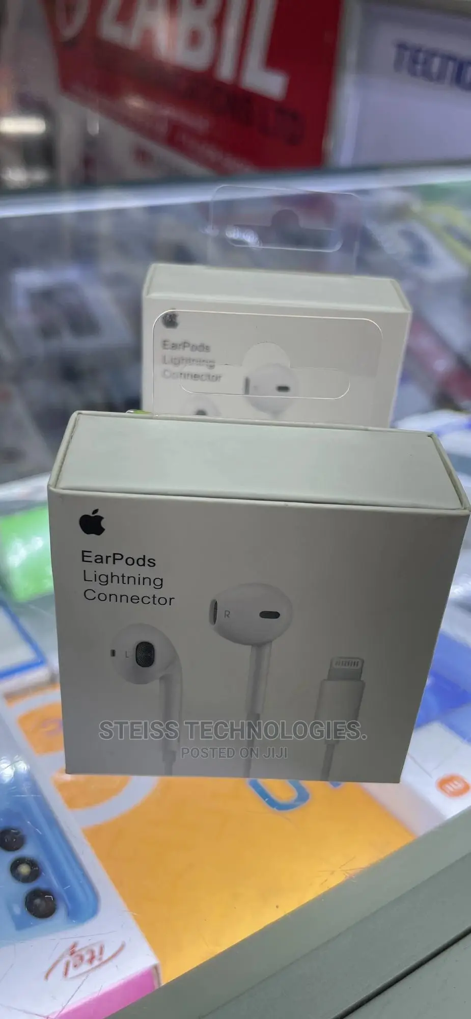 Earpods Lightning Connector.