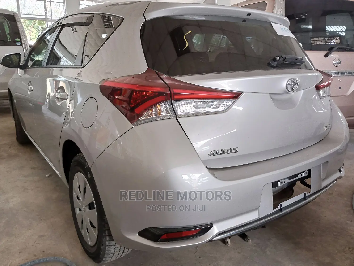 Toyota Auris 2017 Silver