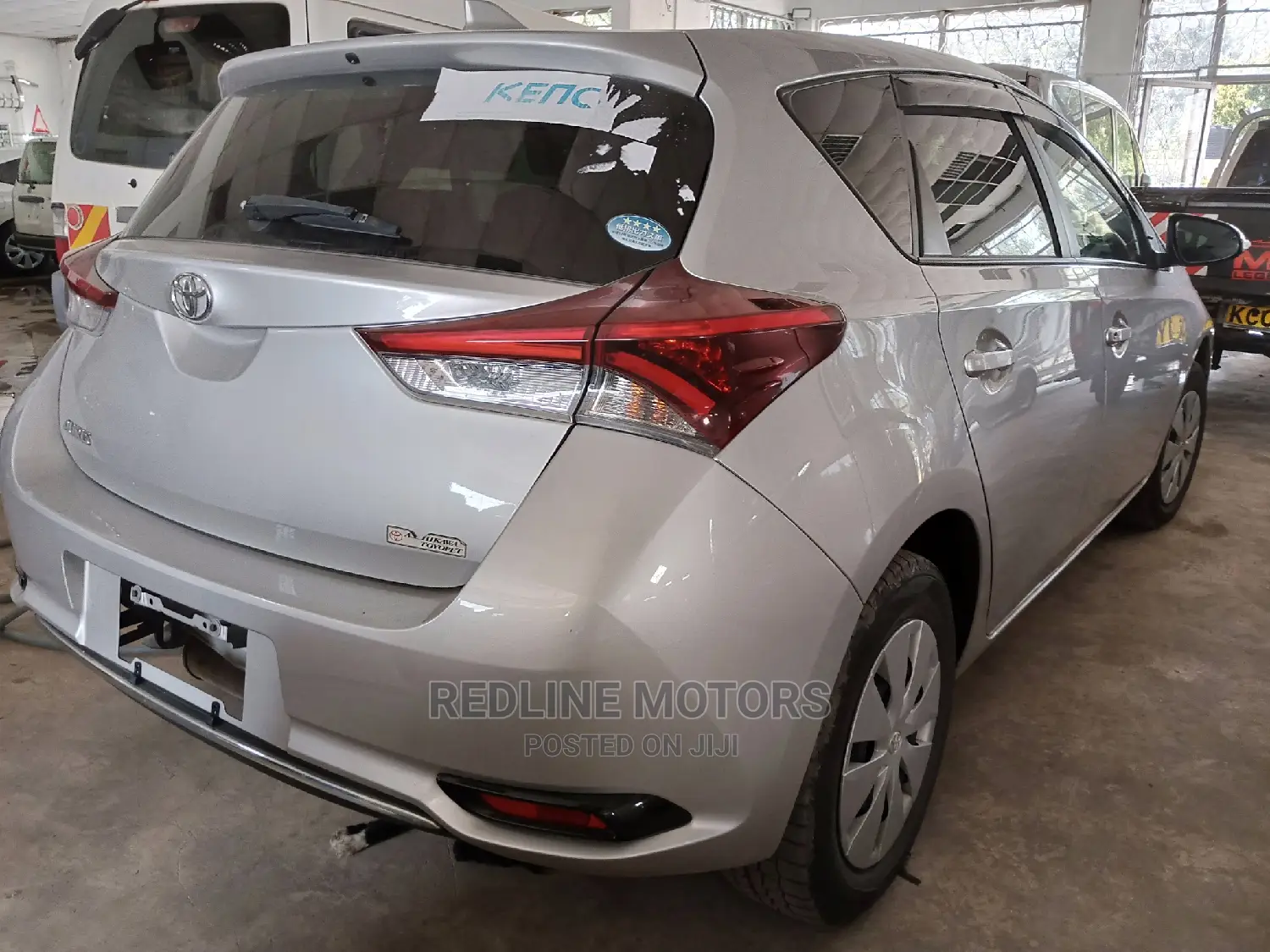 Toyota Auris 2017 Silver