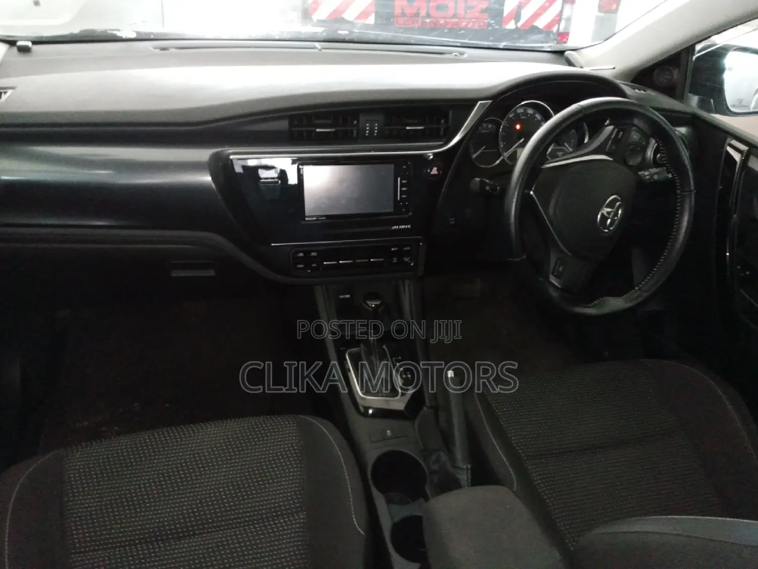 Toyota Auris 2017 Silver