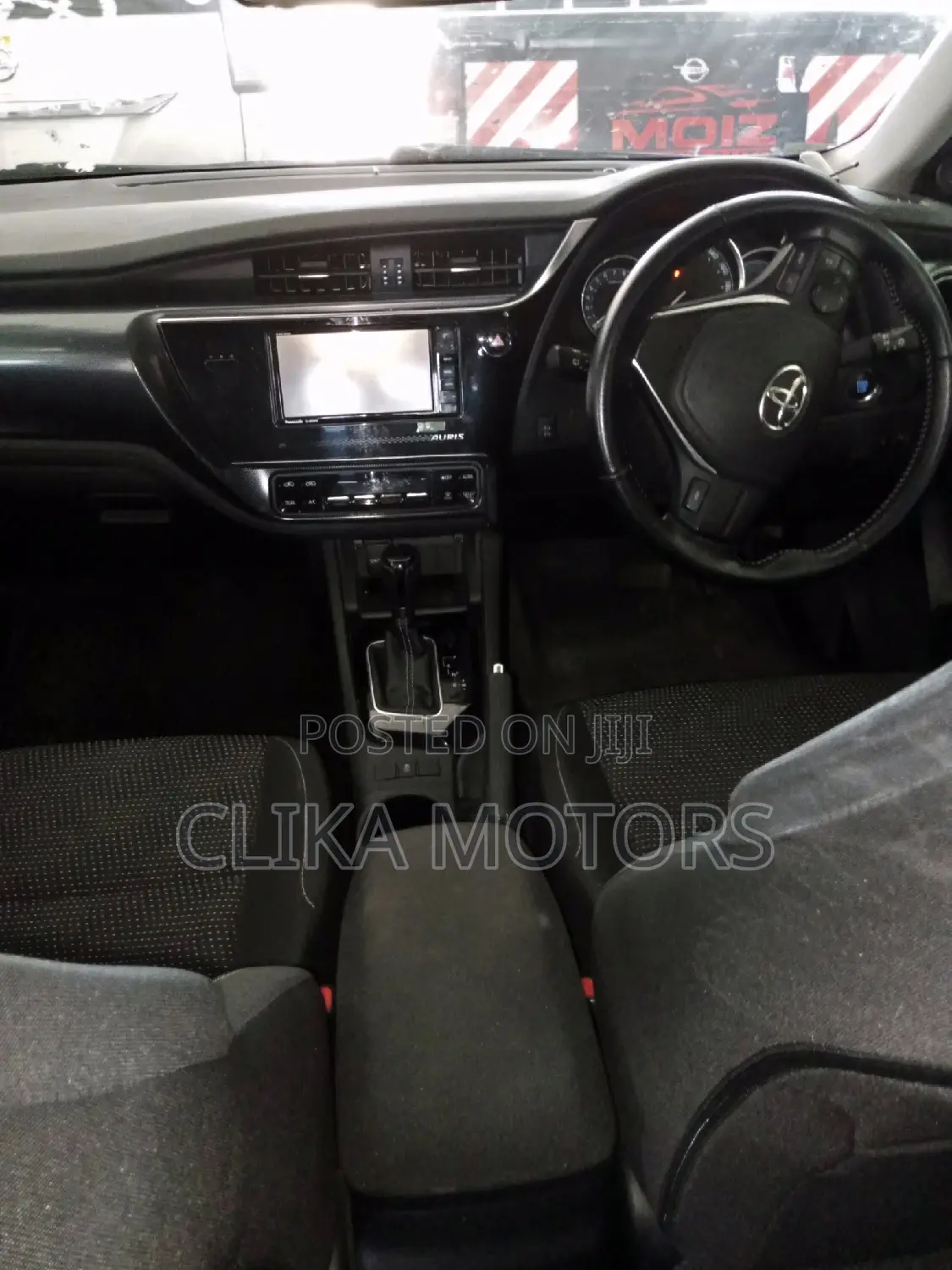 Toyota Auris 2017 Silver
