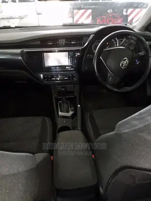Toyota Auris 2017 Silver