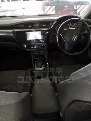 Toyota Auris 2017 Silver