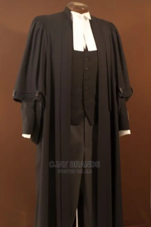 Top more than 136 barristers gowns and wigs sale camera.edu.vn