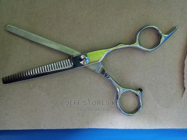 Thinning Scissors - main view