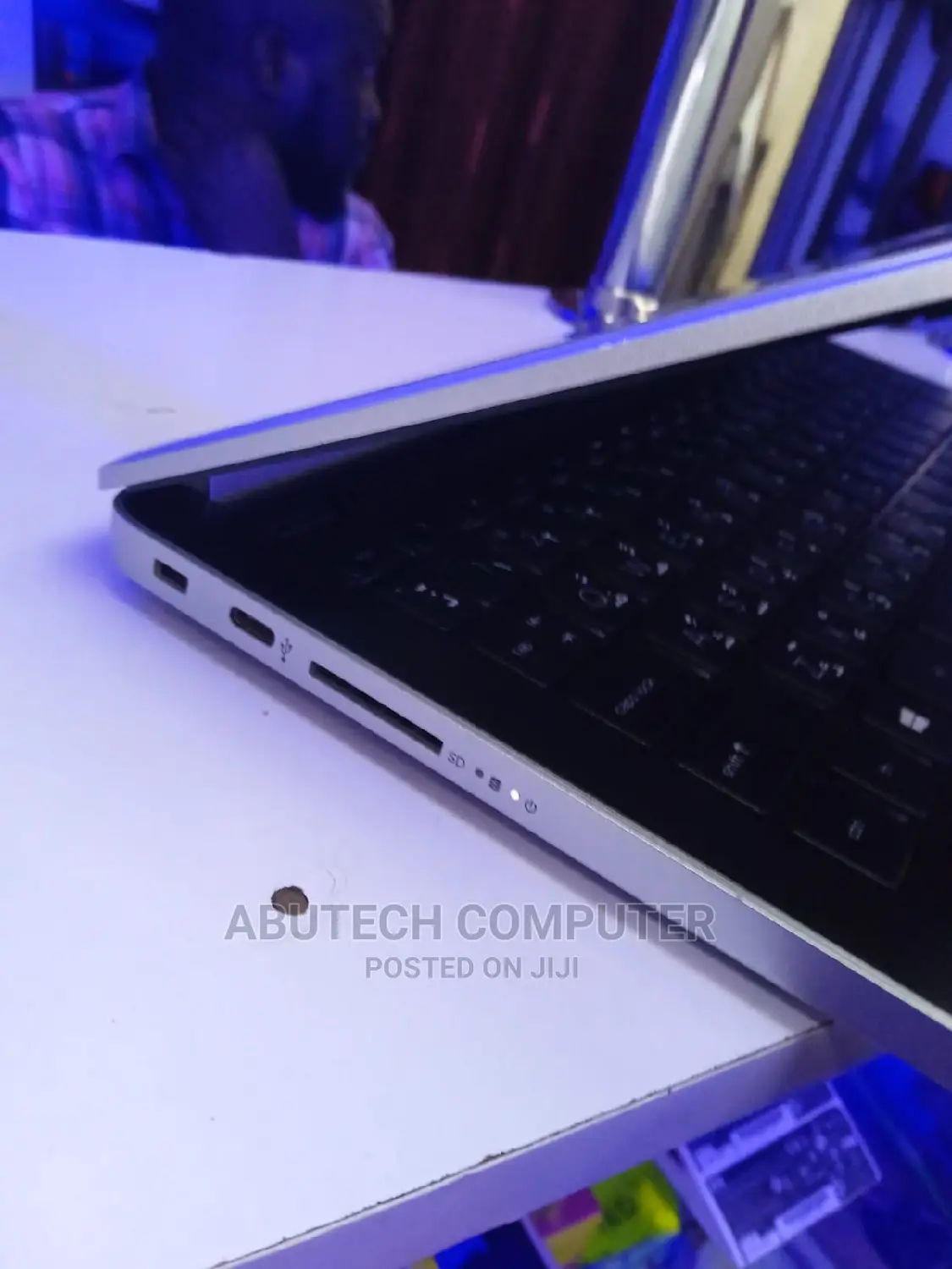 Laptop HP 14-Dq1025cl 8GB Intel Core I5 HDD 1T