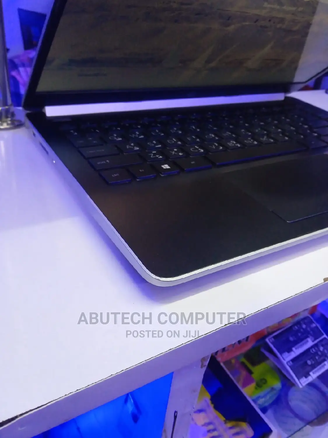 Laptop HP 14-Dq1025cl 8GB Intel Core I5 HDD 1T