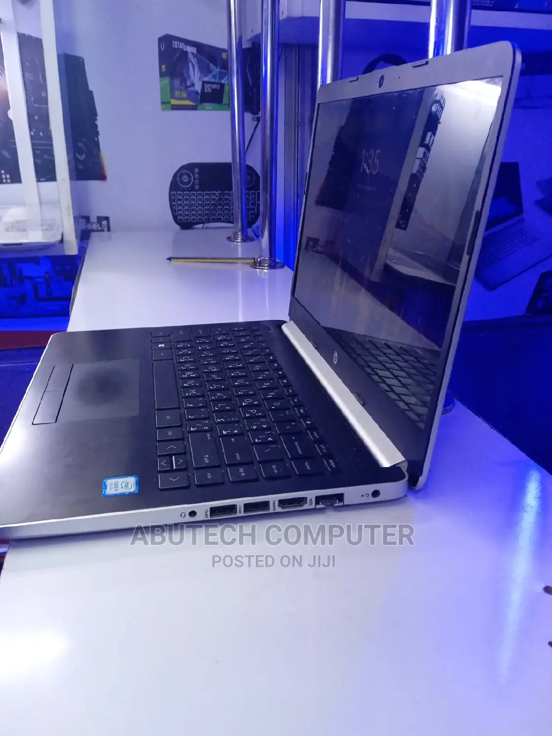 Laptop HP 14-Dq1025cl 8GB Intel Core I5 HDD 1T