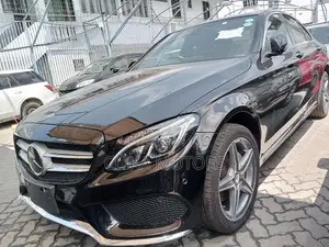 Mercedes-Benz C200 2016 Black