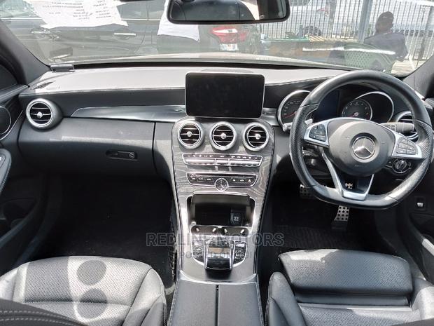 Mercedes-Benz C200 2016 Black - thumbnail 5