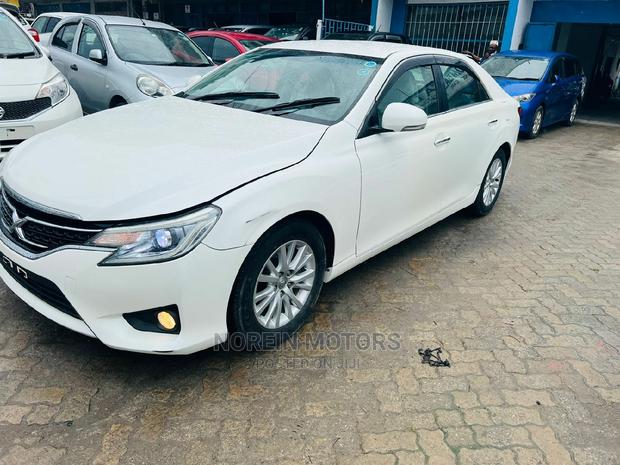 Toyota Mark X 2015 Pearl - thumbnail 4