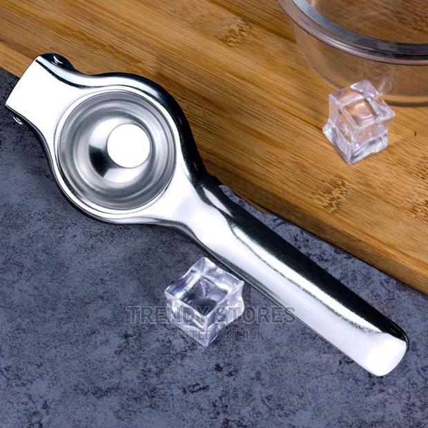 Stainless Steel Citrus Lemon Orange Squizer - Silver - thumbnail 2