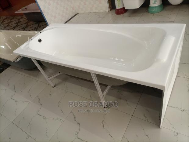 Free Stand Bathtub - main view