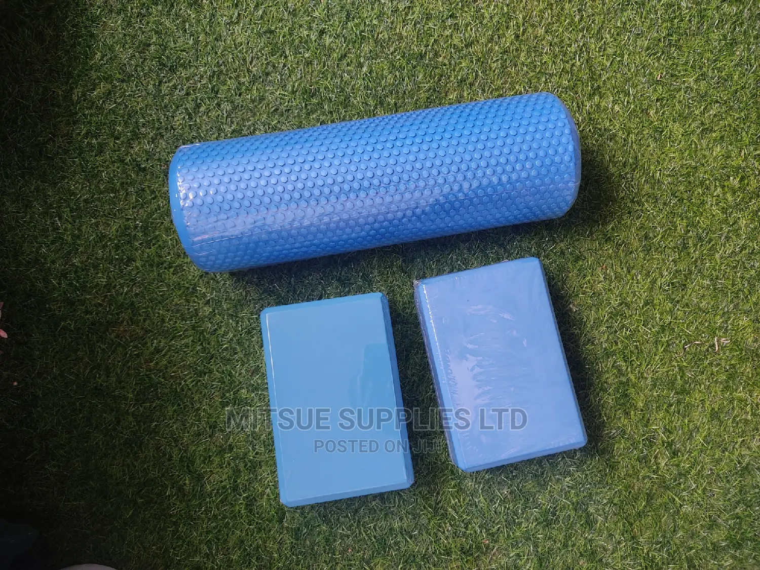 Foam Roller With 2 Yoga Blocks- Blue