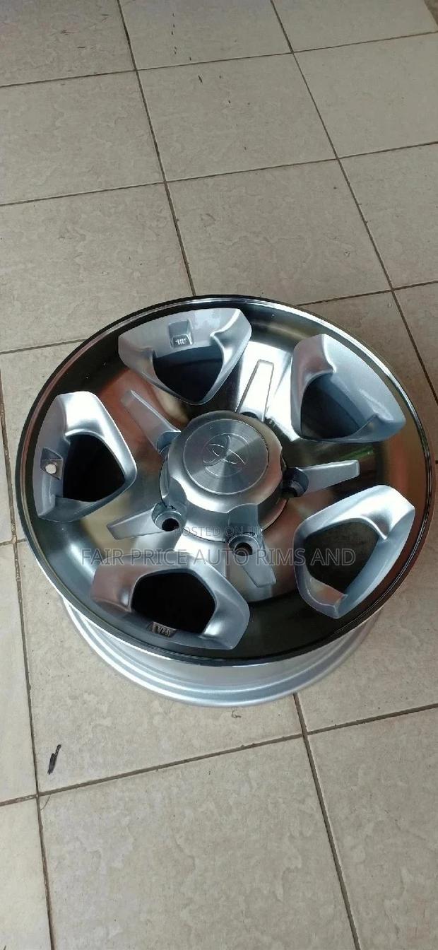 Landcrucer Rims 5 by 150 Size 16 - thumbnail 2