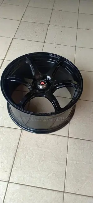 18 Inches Black 5 by 114.3
