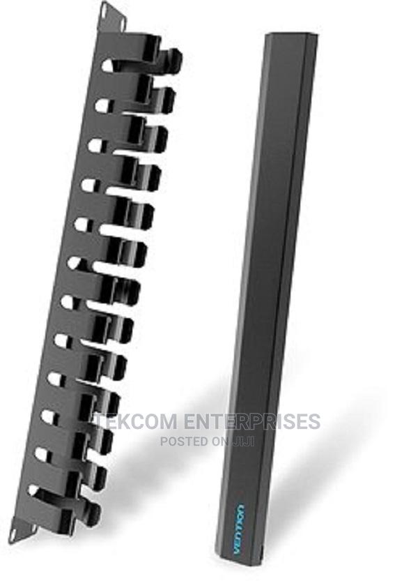 Vention 24 U Cable Manager Black - main view