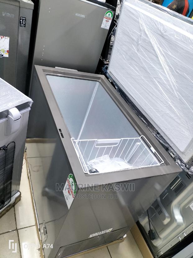 Hisense 245 L Freeze Gray