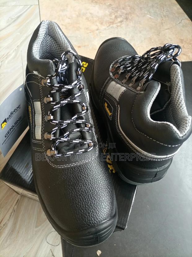 Safety Boots- Safetoe On Sale Now!!