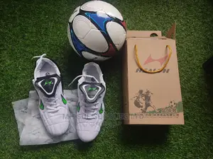 Samba Synthetic Football Size 5 With Health Football Boots
