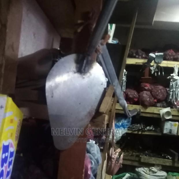 Big Juakali Trowel - main view