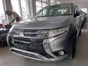 Mitsubishi Outlander ES AWC 2016 Silver