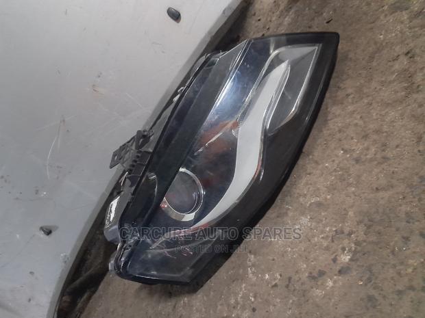 Audi A4 Headlight Xenon - thumbnail 2
