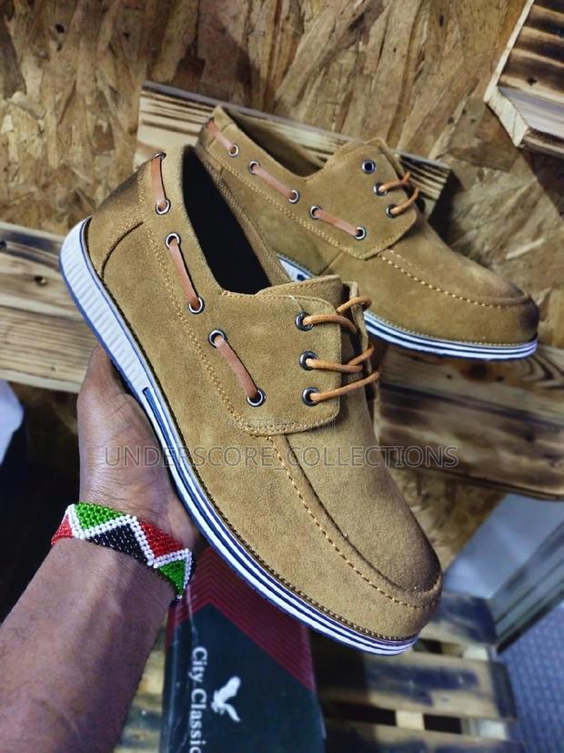 Super Comfy Walking Slides - thumbnail 5