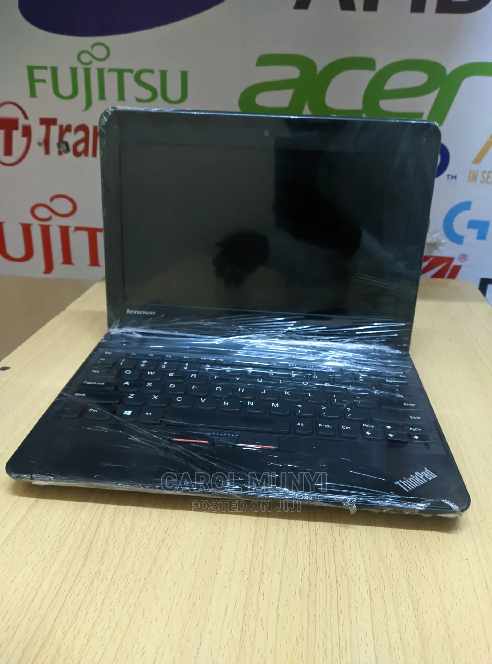 Laptop Lenovo ThinkPad X131e 4GB Intel Celeron HDD 500GB