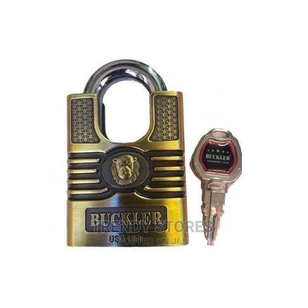 Buckler Padlock -hardened Antic Gold - main view