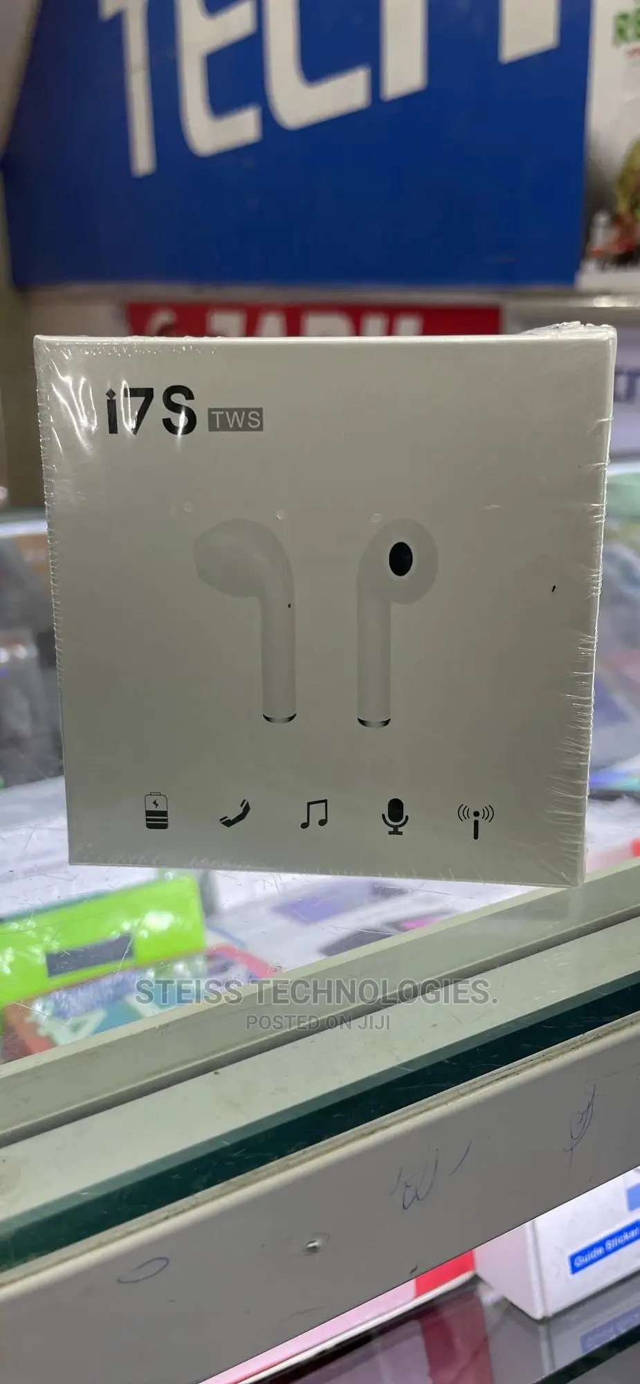 I7s TWS Wireless Headsets.