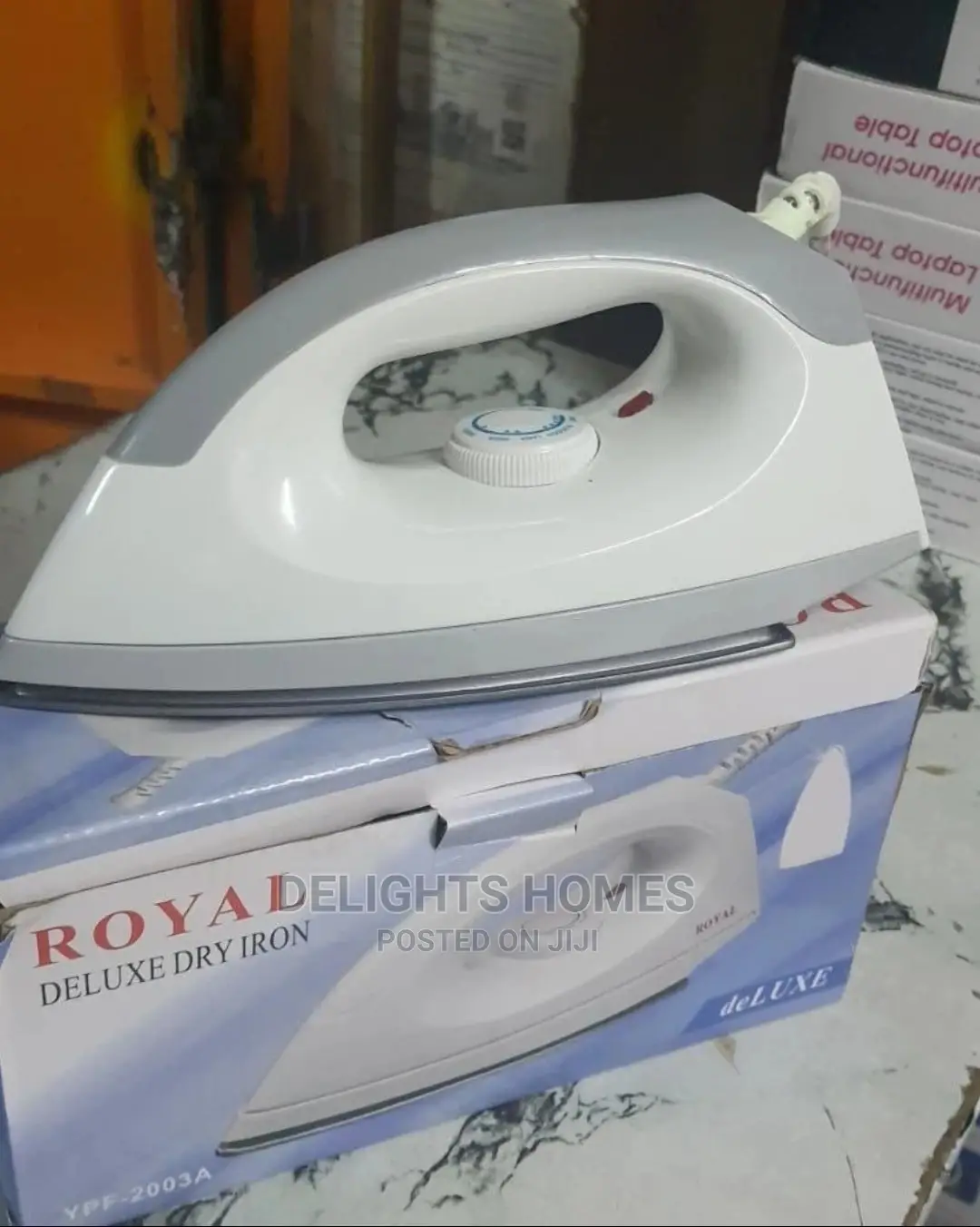 Royal Dry Iron Box