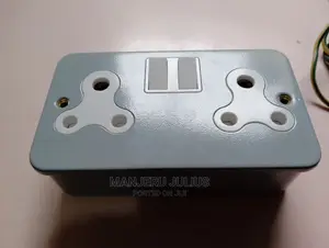 15 Ams Metallic Twin Sockets