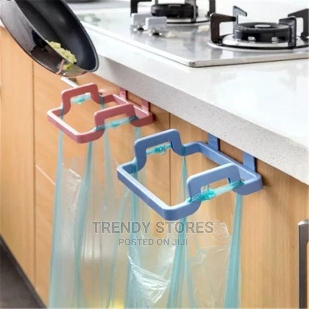 Kitchen Hanging Trash Bag Rack - thumbnail 4