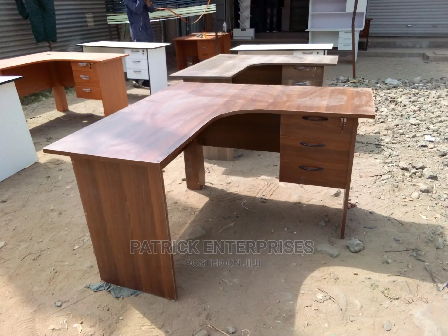 Executive Lshaped Desk 4 by 4 Fitts