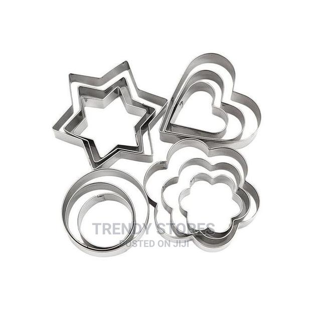 12pcs Stainless Steel Fondant Biscuit Cookie Cake Baking - main view