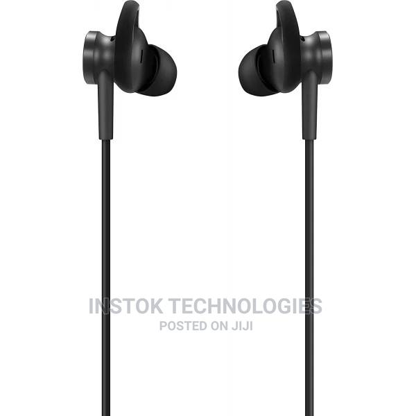 Apple 35W Dual Usb-C Port Power Adapter - main view