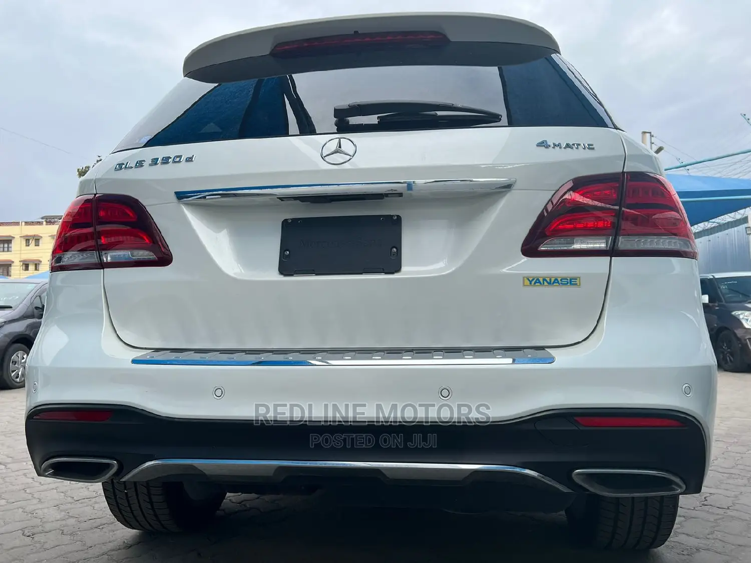 Mercedes-Benz GLE-Class 2017 Off white