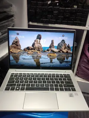 Laptop HP EliteBook 830 G7 16GB Intel Core I7 SSD 512GB