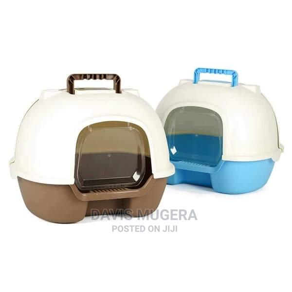 Enclosed Cat Litter Box - main view