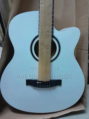 Size 40 Acoustic White Guitar